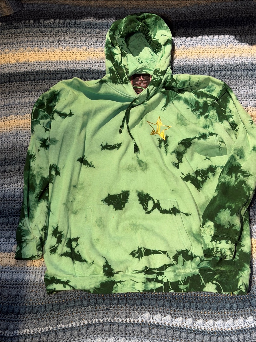 Jeffree Star Green Tie-Dye Crewneck Sweatshirt with Gold Star